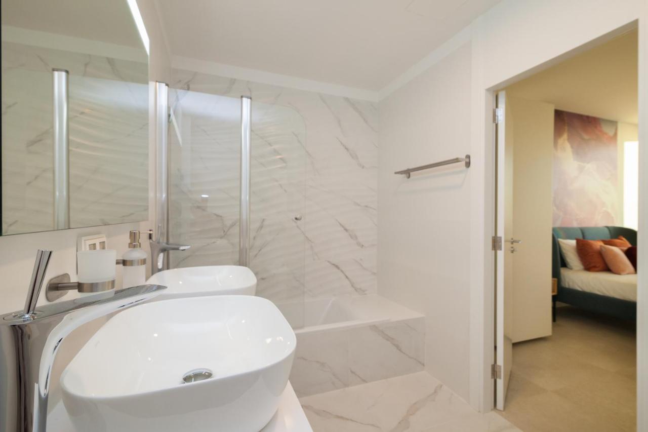 200m² New B With Private, Heated Pool And Amazing Ocean View. * Costa Adeje (Tenerife)