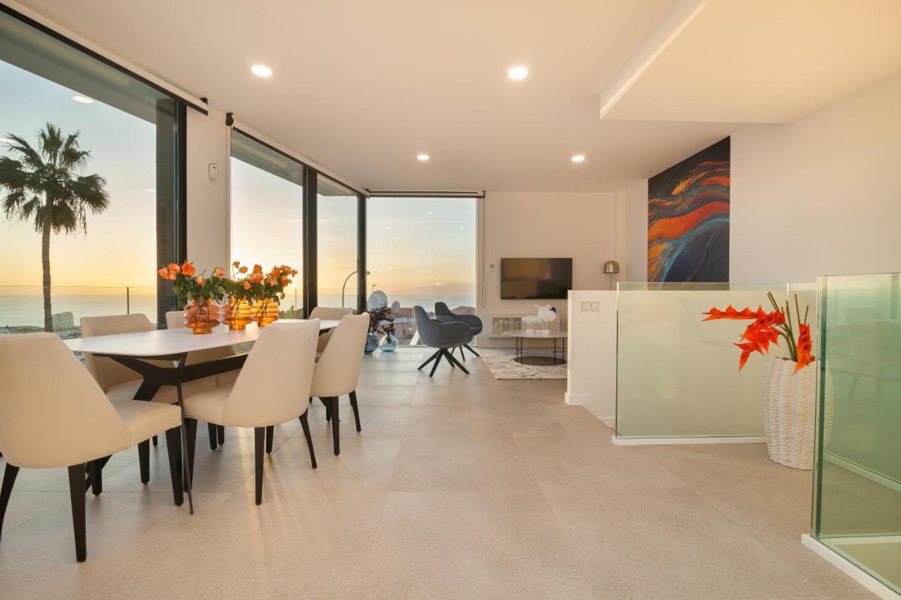Villa 200m² New B With Private, Heated Pool And Amazing Ocean View. Costa Adeje (Tenerife)