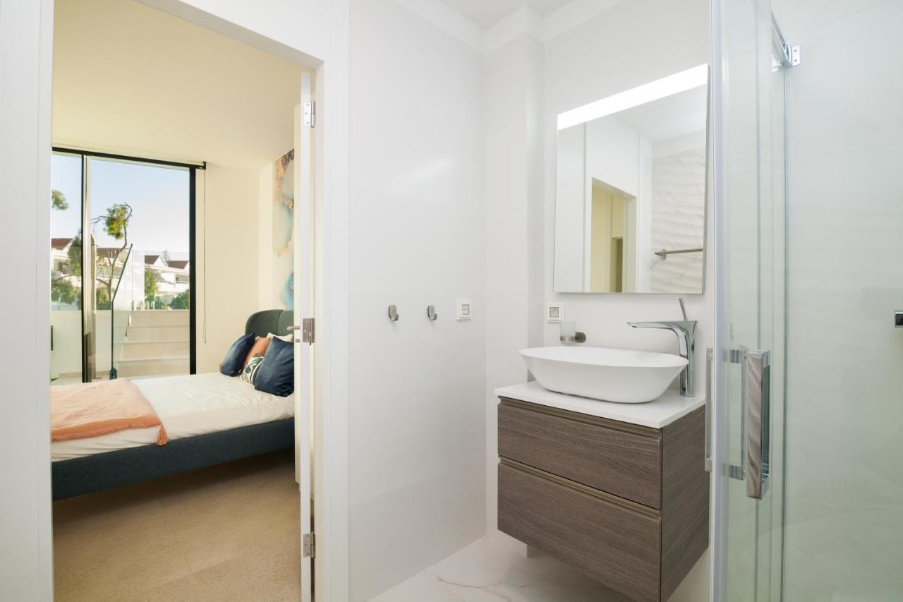 200m² New B With Private, Heated Pool And Amazing Ocean View. Costa Adeje (Tenerife)